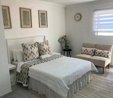 Germiston Apartment | Stylish Studio in Hazel Park