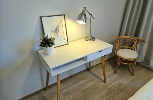 Tampere Apartment | Stylish top floor ap, with private parking, next to a tram stop