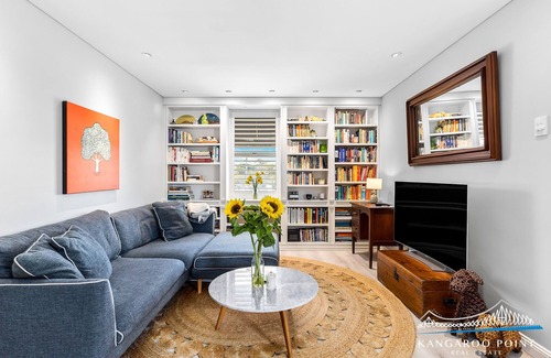 Ascot Apartment | Stylish Two Bedroom Unit in Ascot