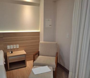 Pedra Azul Apartment | Suíte com banheira de hidromassagem - Vista Azul