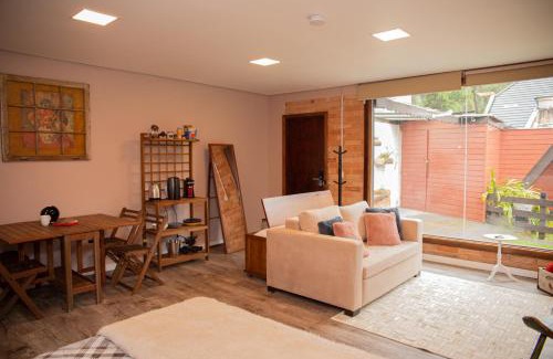 Loteamento Jardim Veu da Noiva House | Suíte Syrah com Ofurô