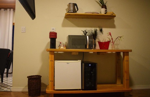 Merlot Cabin | Suítes Celeste, Charme no Vale dos Vinhedos com Banheira e Café da Manhã Colonial Incluso