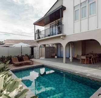 Batu Buruk Villa | SUARASA Villa 1 - Private Pool