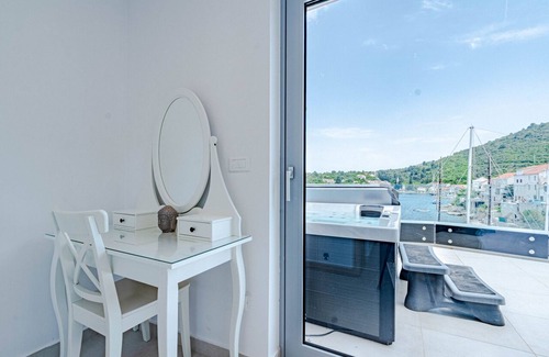 Racisce House | Suartini Račišće