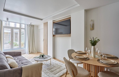 Strasbourg -Saint-Denis Apartment | Sublime Flat in the Centre of Paris/montorgueil
