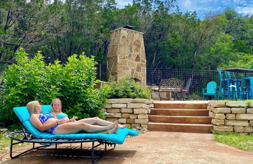Concan House | Sublime Oasis, Plunge Pool, Waterfall, Cabana, 2 Fireplaces, View Terraces!