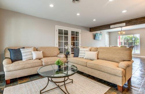 Jewell Heights - Hoffman Heights House | Suburban Home 9 Mi to Dtwn Denver Outdoor Oasis!