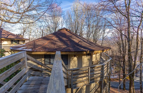 Sugar Mountain Condo | Sugar Mountain Serenity - Single level property in the heart of Sugar Mtn!