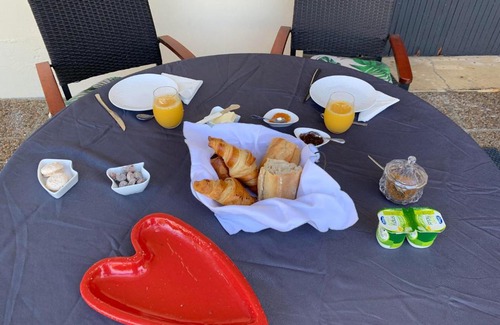 Bram Bed & Breakfast | Suite à la Villa Cattus