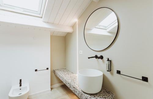 Vasto House | Suite 106