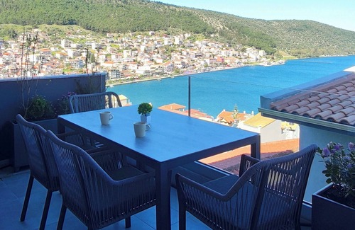 Amfilochia Apartment | Suite 2 on the Hill – Partial Sea View