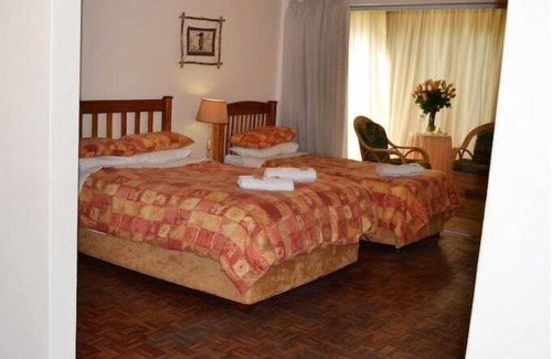 Kempton Park Bed & Breakfast | Suite 5-Doves Nest Guest House-Bed and Breakfast