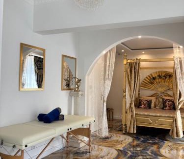 Cadereau Apartment | Suite Aphrodite Spa Hammam ,Balnéo ,Nîmes Centre