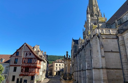 Autun House | Suite avec Spa Quartier Cathédrale