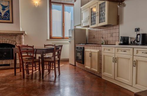 Ferrara Historic Centre Apartment | Suite degli Estensi - in centro storico con Jacuzzi