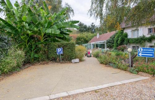 Saint-Benoit-sur-Loire Bed & Breakfast | Suite familiale confortable avec WiFi à Saint-Benoît-sur-Loire, animaux admis - FR-1-590-447