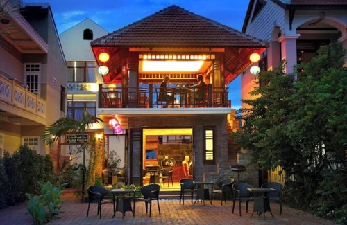 Hoi An Villa | Suite in Orchid Riverside Oasis with Breakfast.