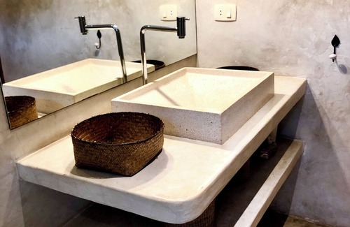 Pipa Bed & Breakfast | Suite in private house