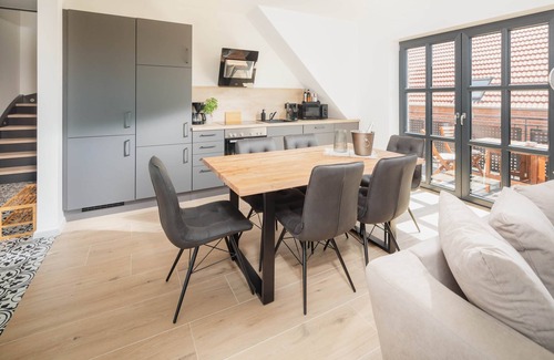 Greetsiel Apartment | Suite Ost | Direkte Wasserlage