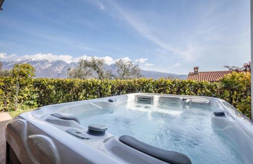 Oldesio Apartment | Suite Perlago