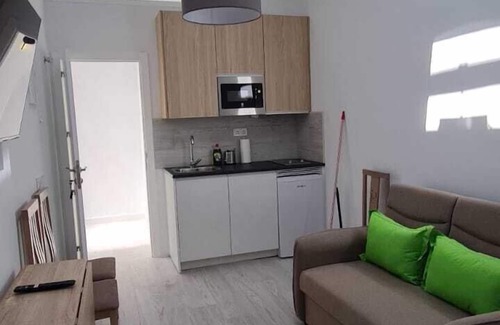 Vista Alegre Apartment | Suite room with double bed, sofa bed, double bed a