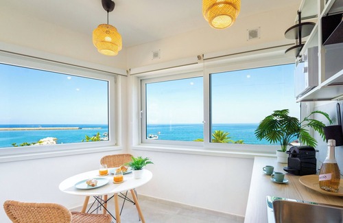 Succhivo House | Suite The Mana Vista Mare in Centro a Casamicciola Terme