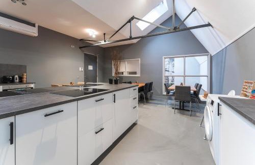 Oss Apartment | Suite W Fast Wifi And Kitchen Acces Weaving Mill