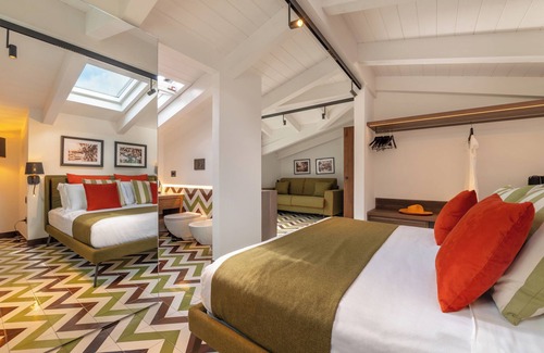 Piano di Sorrento Resort | Suite with Gulf and Mountain View in Sorrento