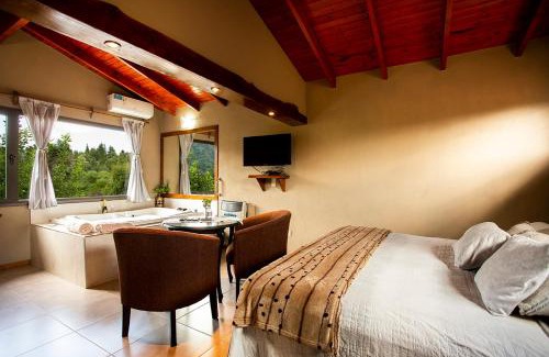 La Cumbrecita Bed & Breakfast | SUITES ALITHUÉ