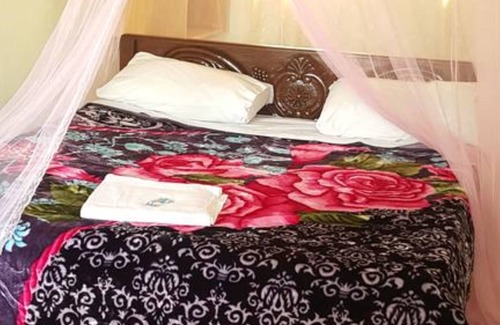 Sultan Hamud Hotel | Sultan Hamud Pyramids Resort