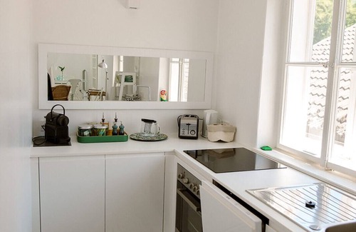 Poertschach am Woerthersee Apartment | Summer apartment "Laurenzia" on Lake Wörthersee with private lake access