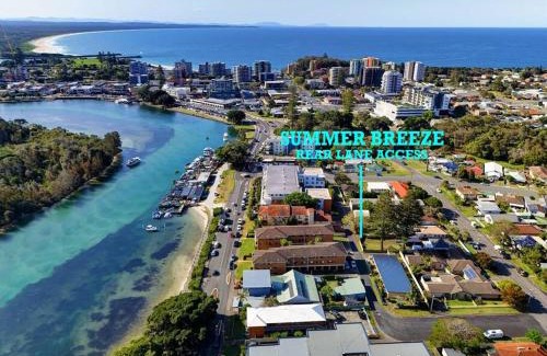 Forster House | Summer Breeze Forster