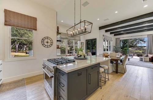 Austin House | Summer Flash Sale* I Above Sunset Canyon I NEW I Pool&Spa I EntertainingI Gym