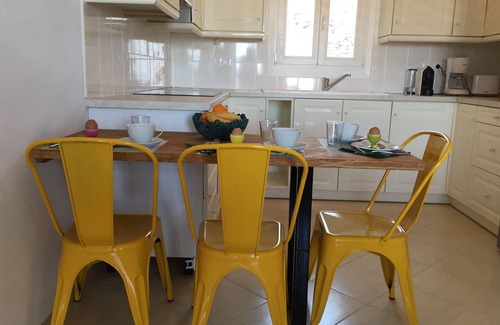 Platis Gialos House | Summer House in Sifnos on the Ancient Footpath