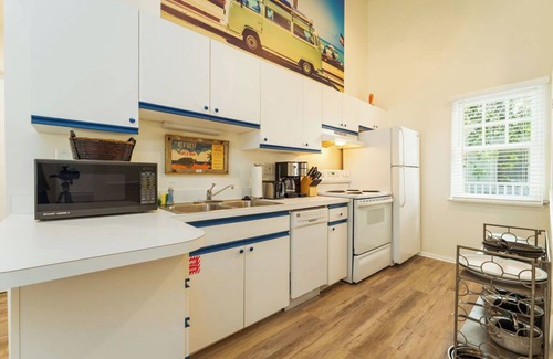 Bahama Village Condo | SUMMER RATES STARTING AT 200 PER NIGHT! nMAI TAI TERRACE - KEY WEST