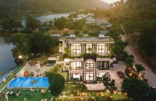 Soc Son Villa | Summerly Villa Dong Do - Venuestay