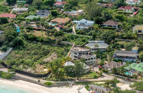 Silver Sands Villa | Summertime Luxury villa