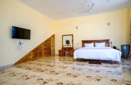 Kigamboni Hotel | Sun N Sand Beach Resort