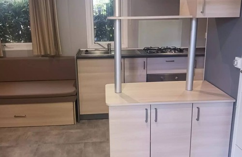 Saint-Cyprien House | Sun & Sea - Camping Le Bosc * - C301 MH 34 m2 3 bedroom, air conditioning , terrace of 18 m2 very good location in the campsite 7 people