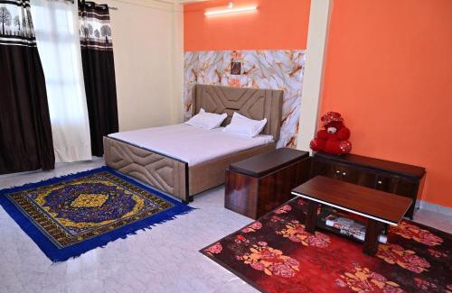 Kuthar House | Sun Shine Haven Retreat