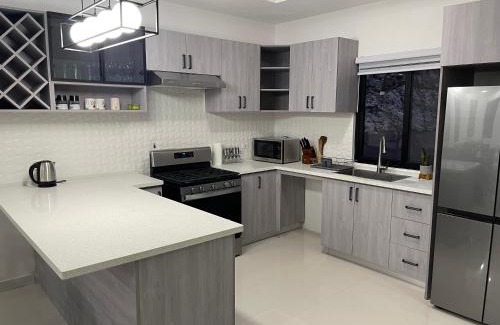 Ocho Rios Villa | Sun Shine Luxury Villas 3 Bedroom Ocho Rios