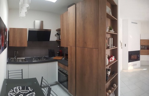 Lucca Historical Center Condo | Sun terrace apartment, fast Wi-Fi, private parking and 4 bicycles