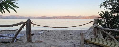 Molos Villa | SunBreeze-Beachfront Luxury Villa 5 Bed 4 bath-Sleeps 10