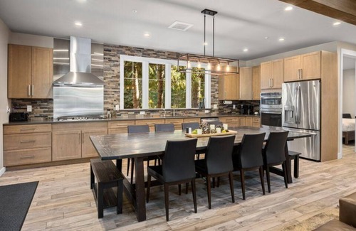 Cle Elum House | Suncadia 5 Bdrm Home with Mother In Law Unit