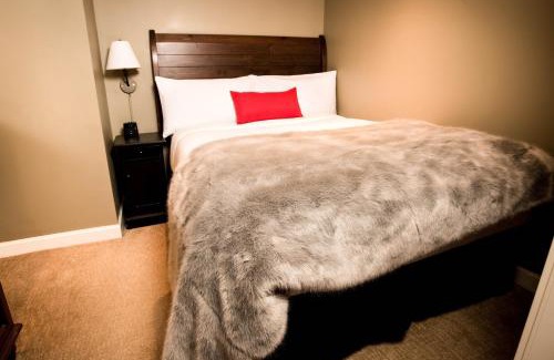 Whistler Village Hotel | Sundial Hotel