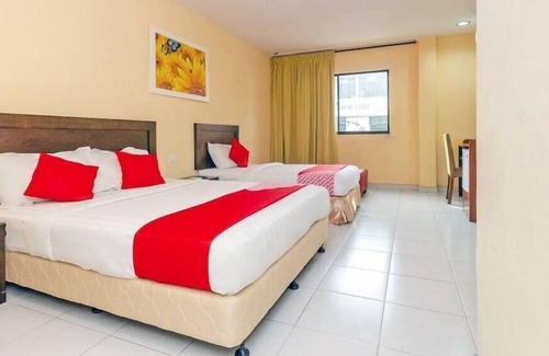 Pontian Hotel | Sunflower Express Hotel