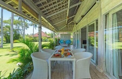 Pererenan Villa | Sungai Tinggi Beach Villa by Elite Havens