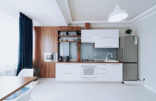 Chisinau Apartment | Sunny 1BR on Rîșcanu – Parks & Buses Steps Away