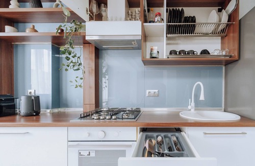 Chisinau Apartment | Sunny 1BR on Rîșcanu – Parks & Buses Steps Away