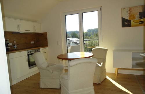 Postmuenster House | Sunny house with 2 residential units, large garden and sun terrace